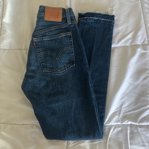 Levi’s 501 button fly jeans - Picture 2 of 2